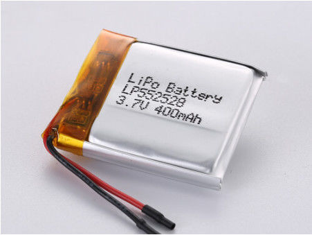 LP552528 3.7V 400MAH নিম্ন তাপমাত্রা Li-po ব্যাটারি এবং সিলভার ফয়েল সহ দীর্ঘস্থায়ী পাওয়ার সাপ্লাই জন্য উচ্চ ক্ষমতা LiPo প্যাক