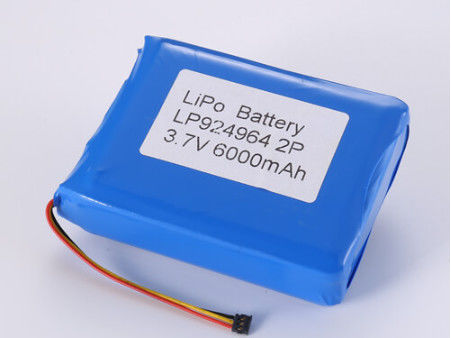500 চক্র 3.7V 6000mAh লিথিয়াম আয়ন ব্যাটারি গ্রেড এ লি-পলিমার সেল স্রাব তাপমাত্রা -20°C থেকে 60°C